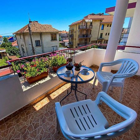 Apartments Yana Obzor Exterior photo